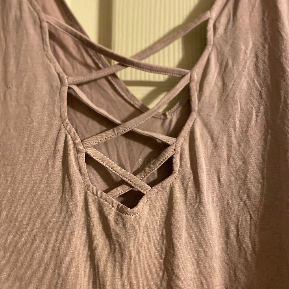 Tank top - Picture 2 of 2